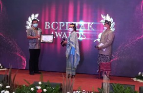 Sumbang Kontribusi Devisa Ekspor Terbesar, PT Smelting Raih Penghargaan dari Bea Cukai KPPBC TMP Tanjung Perak