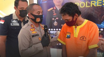 Kepepet Kebutuhan dan Istri Hamil Tua, Pria Lamongan Ini Nekat Jadi Kurir SS Senilai Rp200 Juta