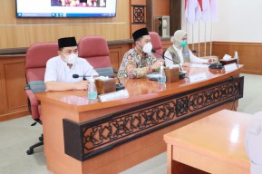 Tim Pakar Satgas Covid-19 Melakukan Analisa dan Evaluasi ke Kabupaten Gresik