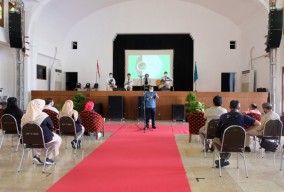 Peringati Hari Pendidikan Nasional 2021, Dispendik Surabaya Gelar Kegiatan Melukis On The Spot