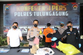 Kapolres Tulungagung Ungkap Modus dan Identitas Pelaku Pembunuhan Di JLS