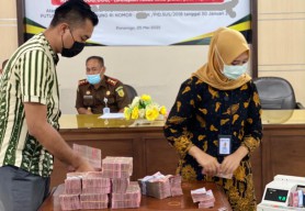 Eks Wabub Ponorogo Kembalikan Uang Korupsi