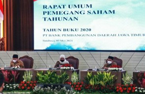 Gubernur Khofifah Minta Bank Jatim Fokus Dampingi UMKM