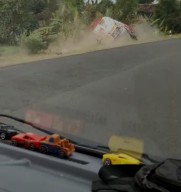 Diduga Sopir Ngantuk, Truk Tangki Pertamina Oleng dan Nyungsep ke Parit di Madiun