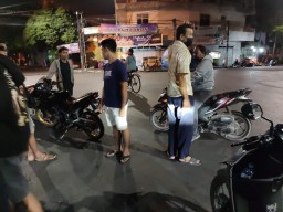 Masukin Hp ke Dalam Tas, Mbak-mbak Jadi Korban Jambret di Bundaran I Love GKB