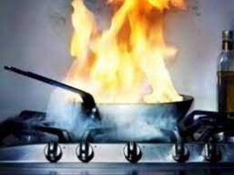 Lupa Matikan Kompor, Rumah Lansia Terbakar