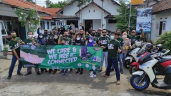 Peduli Lansia, Komunitas Lexi Mojokerto Dan Sidoarjo Sambangi Panti Jompo