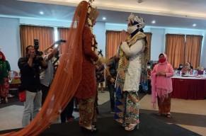 Perempuan Jember Bangkit! Pererat Tali Silaturahmi Organisasi Hingga Dukung Program Bupati
