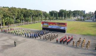 Menghambat Laju Penyebaran Covid-19, Satgas Gresik Gelar Apel Pasukan