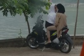 Viral, Pasangan Bercumbu di Siang Bolong di Telaga Ngebel Ponorogo Terekam Kamera