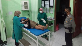 3 Emak-emak di Blitar Bertengkar Hebat hingga Jarinya Putus