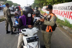 Suramadu Disekat, 50 Orang Reaktif, 2 Orang Positif Dikarantina
