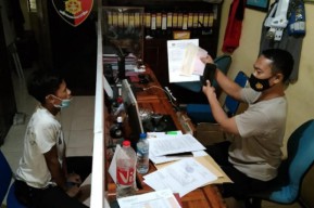 Ketagihan Main Judi Online Satpam di Mojokerto Gelapkan Uang Perusahaan