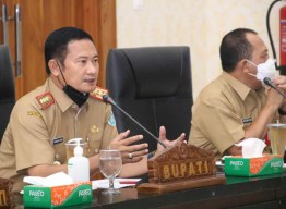 Paparkan Kebangkitan Pembangunan Lamongan, Bupati Yes Bicara di Airlangga Forum