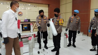 Polda Jatim Tangkap Pelaku Penjualan Tabung Oksigen Lebihi HET di Sidoarjo