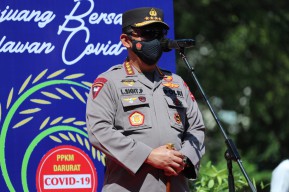 Kapolri Instruksikan Jajaran Saat PPKM Level 4 : Akselerasi dan Pastikan Bansos Tepat Sasaran