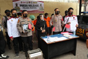 Pasutri Pemilik Gantangan Burung Jadi Otak Pengeroyokan, Begini Kronologis Lengkapnya