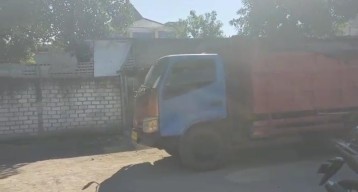 Sempat Terparkir Dekat Polres Gresik, Tujuh Dumptruk Galian C Ilegal Belum Diketahui Posisinya