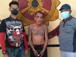 Niatnya Beli Tempe Malah Gasak Hp, Pria Tua Bertato Ini Akhirnya Babak Belur