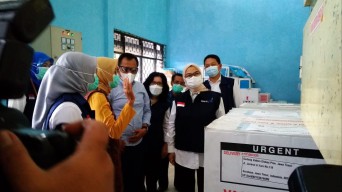 Banyak Daerah Kehabisan Stok Vaksin, Kini Pemprov Jatim Mulai Pendistribusian Kembali