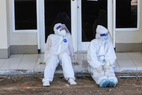 Miris! Tren Positif Covid-19 Naik, Insentif Nakes Juga Tak Kunjung Turun