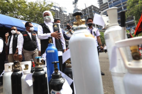 Mulai Hari Ini, Warga Malang Bisa Isi Oksigen Gratis di Kantor Bakorwil