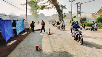 Terjatuh dan Dilindas Truk Misterius, Lansia Asal Singosari Wasalam