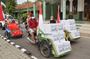 Bantuan Sembako Selama Perpanjangan PPKM Darurat di Lamongan Terus Digelontorkan