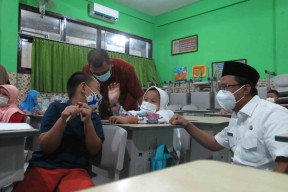 Pekan Depan Siswa di Sidoarjo Mulai Masuk Sekolah