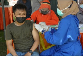 Stok Vaksin Masih Kosong, Pemkot Surabaya Tunggu Pasokan dari Pusat