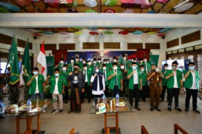 Hadiri Pelantikan GP Ansor, Bupati Ipuk Ajak Bersama Tangani Pandemi