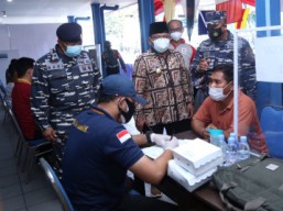 Wabup Sugirah : Pemkab Banyuwangi Terus Pantau Pelaksanaan Vaksin Covid-19