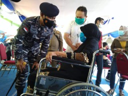 Kejar 70% Herd Imunity, Pangkoarmada II Vaksinasi 30.000 Warga Malang