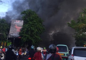 Pasar Kembang Surabaya Terbakar, Lantai 2 Ludes Dilalap Api