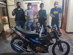 Kualat, Curi Motor Santri Maling Ini Ditangkap Saat COD