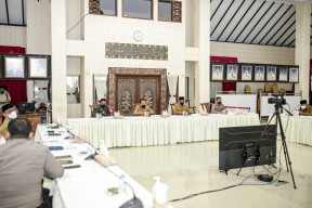 Bupati Jember Ikuti Rakor Bersama Menko Marves Bahas Evaluasi Penanganan Covid-19