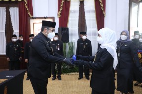 17 Pejabat Eselon II Pemprov Jatim Dilantik