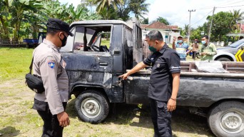 Usai Isi BBM, Pick Up di Tulungagung Terbakar