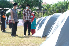 Wabup Bojonegoro Semangati 30 Anak Yatim