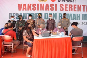 Vaksinasi Merdeka Sasar Pesantren, Sekolah dan Rumah Ibadah di Sidoarjo
