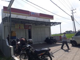 Alfamart di Ngawi Dibobol Maling, Uang Puluhan Juta Raib