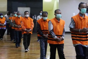 Jadi Pasien KPK, 17 ASN Probolinggo Diangkut Bus Pandawa87 Ditahan di Jakarta