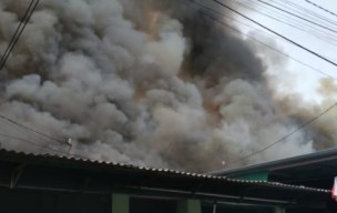 Kawasan Asrama Kiwal Kodam V Brawijaya Surabaya Terbakar