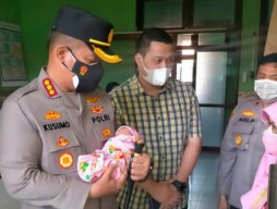 Ibu Pembuang Bayi di Sidoarjo Terungkap, Jalani Perawatan di RS