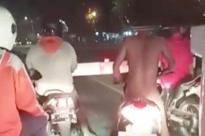Heboh Video Pengendara Bugil di Jalan Raya Tanggulangin Sidoarjo