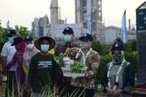 Menteri Halim Iskandar Kunjungi Edupark Semen Gresik di Rembang