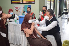Baru 14 Persen Masyarakat Lamongan Yang Divaksin Dosis Kedua