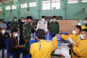 Ambisi Buka Wisata, Kabupaten Lamongan Kejar 70% Vaksinansi Dosis 1