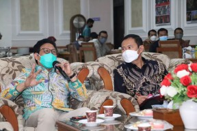 Mendes PDTT Berharap 0% Kemiskinan Ekstrem Mulai dari Lamongan