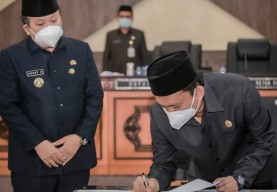 Tujuh Fraksi DPRD Kabupaten Jember Sepakati RPJMD Bupati